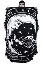 Load image into Gallery viewer, La Luna Round Towel
